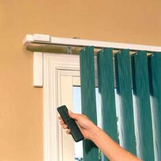 Тканевые вертикальные жалюзи с электроприводом цена. Купить в «Мастерская Жалюзи»